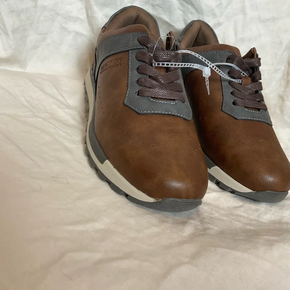 Kenneth Cole Reaction Little and Big Boys Kev Weston Casual Dress Shoe size 5